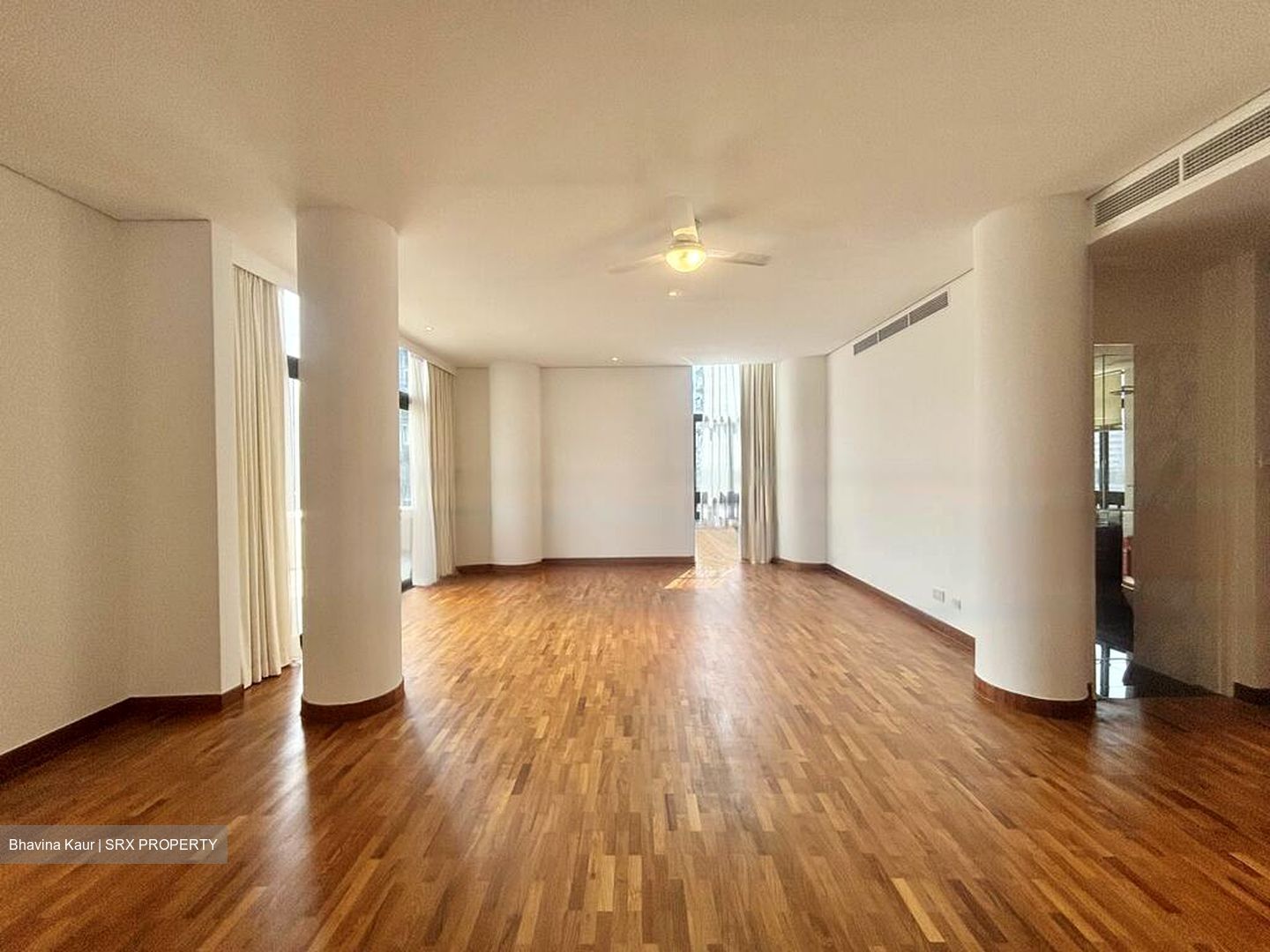 The Colonnade (D10), Condominium #498599811